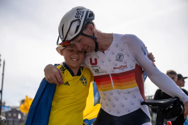 Jimmy Rönn wins the Race Across America (RAAM)
